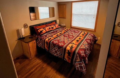La Hacienda Estates Resort | Angelina Cabin - Hot tub, heated pool, quite & relaxing