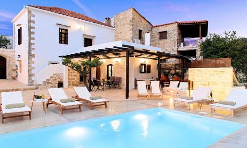 Argyroupoli House | Angenehmes Ferienhaus In Argiroupoli Mit Privatem Pool Und Bergblick