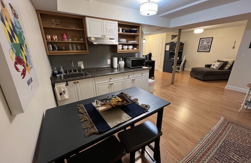 Annapolis Apartment | Annapolis/Eastport Private Beautiful Apt- < 1 Mile Walk To Downtown