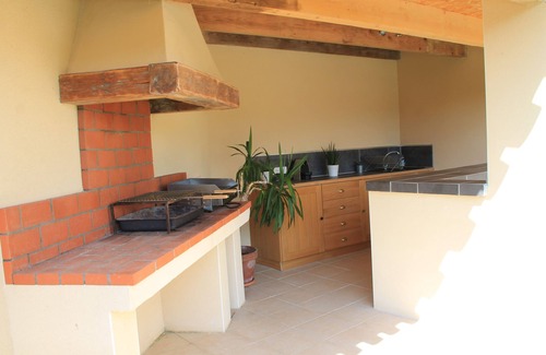 Orange Apartment | Annex of Provencal farmhouse with garden and private heated pool