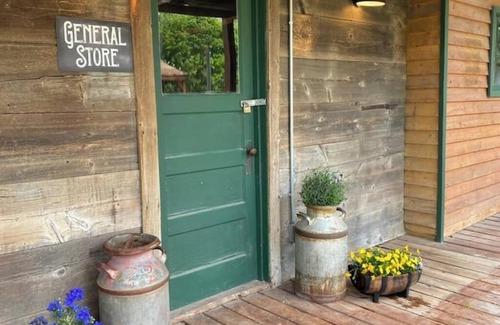 Idaho Falls Apartment | Annie's Attic At Mountain River Ranch