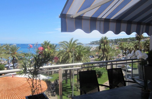 Cap-d'Antibes Apartment | Antibes Apartment with Stunning Sea View