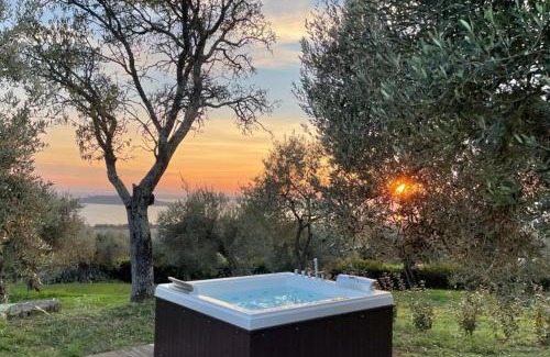 Passignano sul Trasimeno Apartment | Antico Casale Tiravento