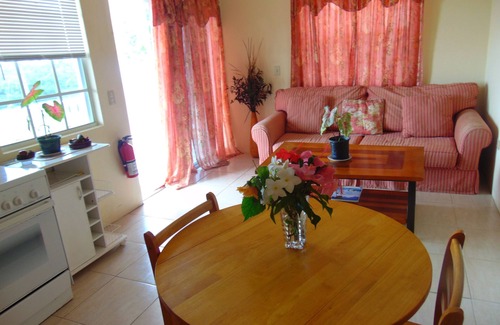 Runaway Bay Apartment | Antigua Seaview Alamanda 6 - Affordable, Convenient And Comfortable