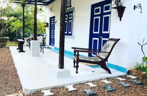 Hettimulla House | Antique and silent place near to Moragalla beach.