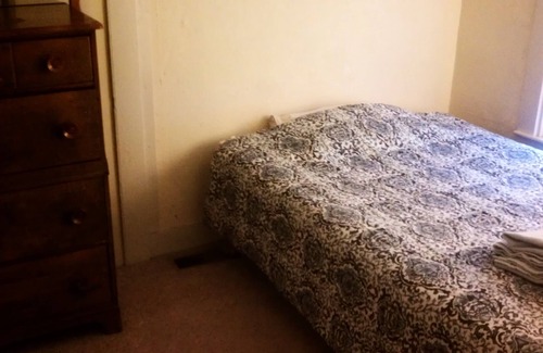 Dennis Port Apartment | Antique Dennisport Captain's Home