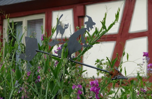 Wiesbaden House | Antique half-timbered gem - in the green belt of Wiesbaden