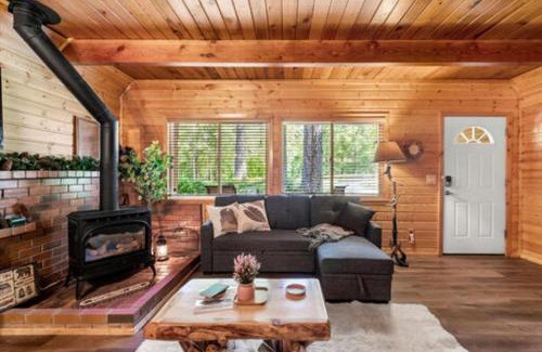 Paradise Estates House | Antler House