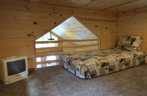 North Powder Cabin | Antone Creek Lodge, Cabin #4