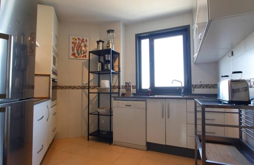 Conil de la Frontera City Center Apartment | Ap. Playas de Conil - Luxury apartment with incredible roof terrace with sea views and communal pool