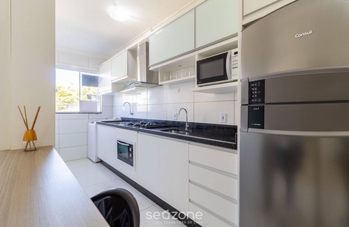 Ingleses Centro Apartment | Ap W/bbq 2 Bedrooms 750m From the Beach - Rob203