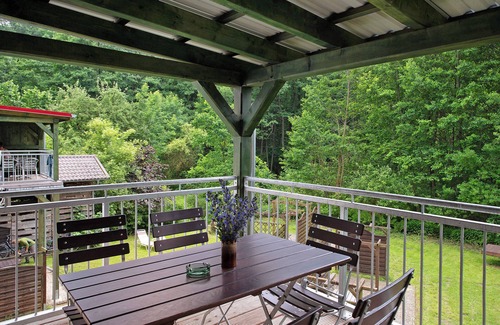 Feldberger Seenlandschaft Apartment | Apartment 'Ferienwohnung Forelle' with Balcony and Wi-Fi