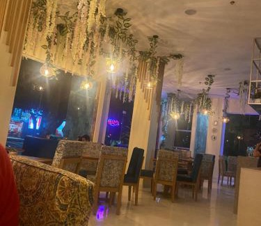 El Prado Apartment | Apartahotel Plaza de ángel 74