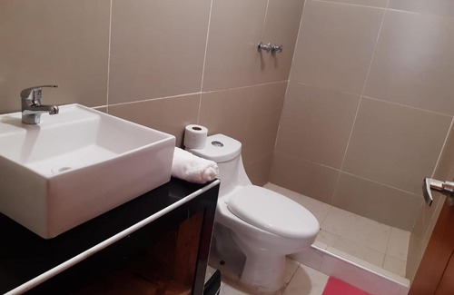 Primero de Mayo Apartment | Apartament 11 people full fourniture with private bathrooms and transport encluded