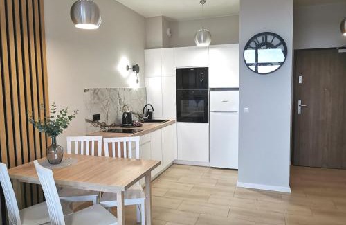 Sianozety Apartment | Apartament BorMik, 150m od plaży, basen