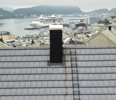 Alesund Apartment | APARTAMENT - Duże mieszkanie w centrum Ålesund