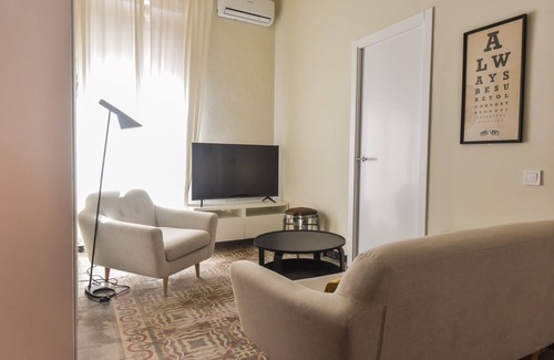 Sant Adria de Besos Apartment | Apartamento Entero con 2 Habitaciones. 15min al Centro en Tren