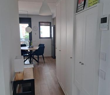 Grao de Gandia Apartment | Apartament Playa Gandia - nowy apartament z basenem, 350 m od plaży