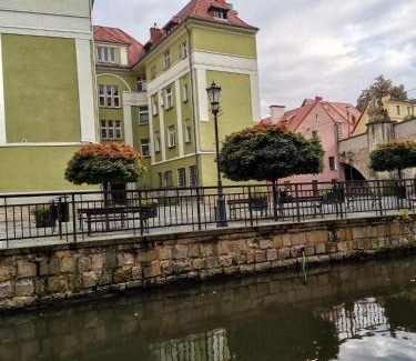 Klodzko Miasto Apartment | Apartament w Dworku pod Twierdzą
