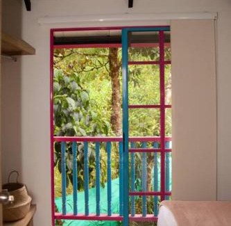 Guatape Apartment | Apartamento amplio cerca al parque Guatape - Pajaros