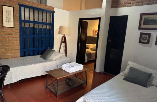 Santa Cruz de Mompox Apartment | Apartamento Colonial Puerta Azul