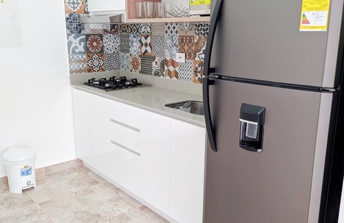 El Rodadero Apartment | Apartamento de 2 habitaciones y 2 banos muy cerca a la playa, y al Aeropuerto.