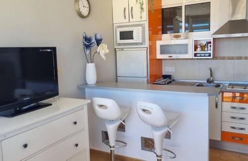 Torremolinos City Centre Apartment | APARTAMENTO en el CENTRO, 3 PERSONAS con VISTAS