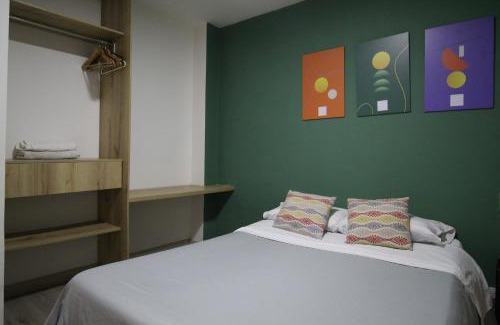 El Poblado Apartment | Apartamento en el Poblado, disponible concierto Shakira M102 By Roots Rentals