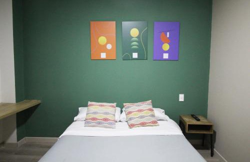 El Poblado Apartment | Apartamento en el Poblado, disponible concierto Shakira M102 By Roots Rentals