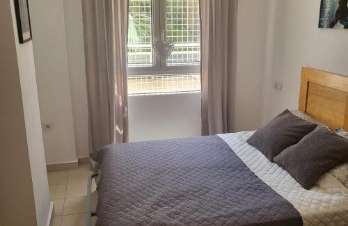 Orihuela Costa Apartment | Apartamento Ines, Dehesa de Campoamor,900m from the sea , swimming pool & tennis court