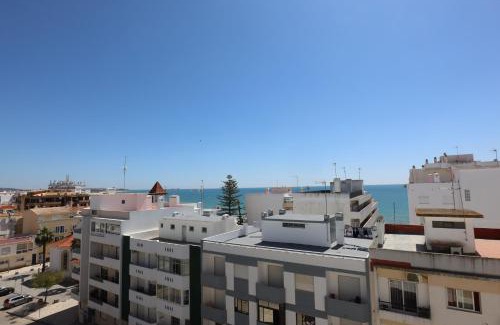 Armacao de Pera Apartment | Apartamento Mar Ali - 200m from the beach - FREE WIFI - BY BEDZY