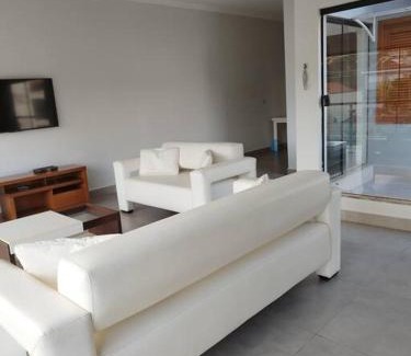 Aguas de Sao Pedro Apartment | Apartamento no centro da cidade - Próximo ao Thermas Water Park - 3 suítes