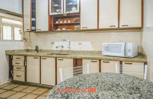 Vila Julia Apartment | Apartamento no Guarujá a 3 Min da Praia da Enseada
