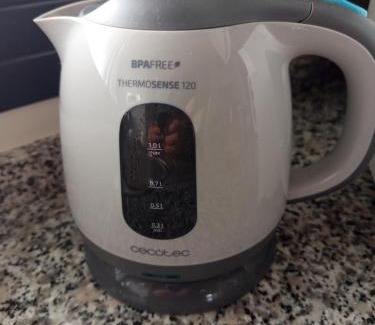 Benajarafe Apartment | Apartamento nuevo, Disfruta del silencio, familias con niños, aire acondicionado, 2 baños, Wifi, terraza, playa, toallas y sombrillas