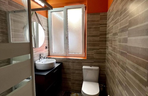 Distrito Llano Apartment | Apartamento Nuevo y Reformado Para 8 Personas en Centro Gijon!
