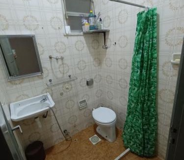 Zona Sul Apartment | Apartamento para casal na Arnaldo Quintela