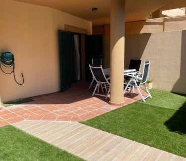 Atlanterra Apartment | Apartamento Zahara Bajo con Jardín Privado