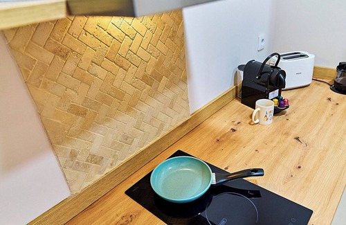 Leon Hotel | Apartamentos Delia by gaiarooms
