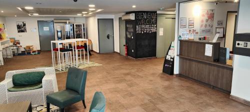 Poitiers Apartment | Aparthotel Adagio Access Poitiers