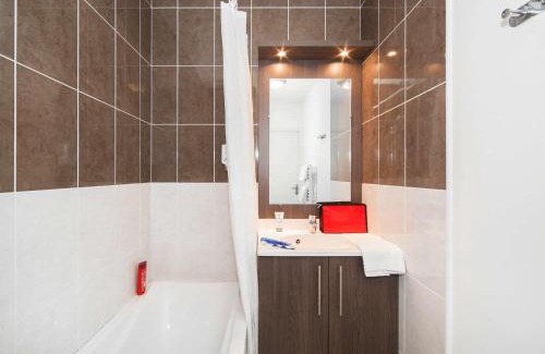 Poitiers Apartment | Aparthotel Adagio Access Poitiers