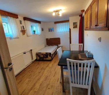 Vrchlabi Apartment | Apartmán Astomo