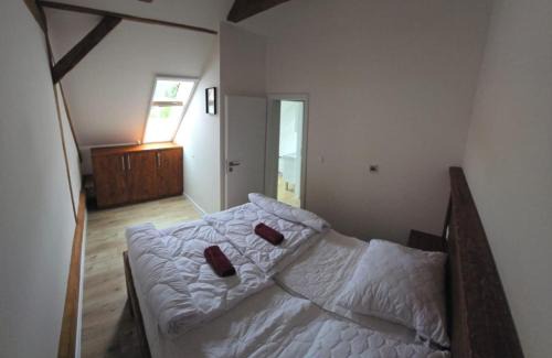 Vlachy Apartment | Apartmán Damireto