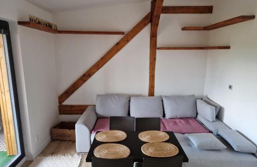 Vlachy Apartment | Apartmán Damireto