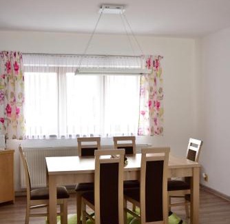 Usti nad Labem Apartment | Apartmán Lukov