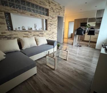 Nove Zamky Apartment | Apartmán Lupa 2