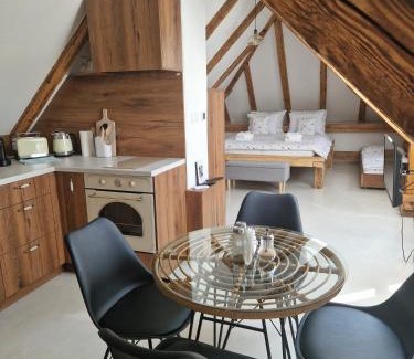 Kremnica Apartment | Apartmán v Podkroví
