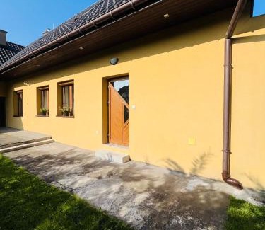 Dobra Voda Apartment | Apartmán Zara