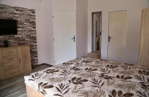 Velky Meder Apartment | Apartmány Adriana