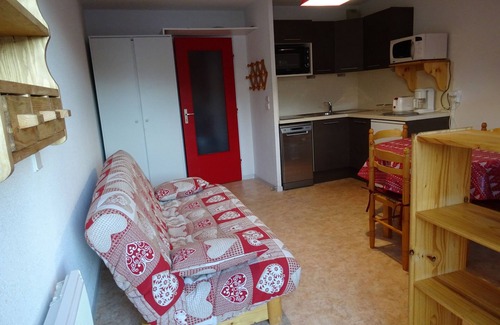 Saint-Francois-Longchamp Apartment | APARTMENT 6 PERS PEDED TRACKS, CENTER STATION