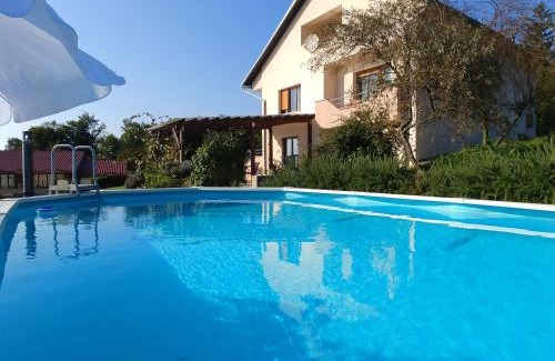 Grabrovnik Apartment | Apartman Arena